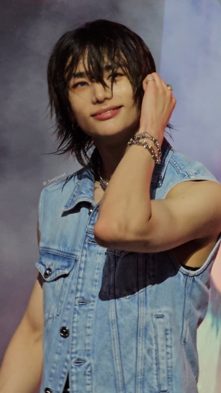 Hyun-Jin Hwang