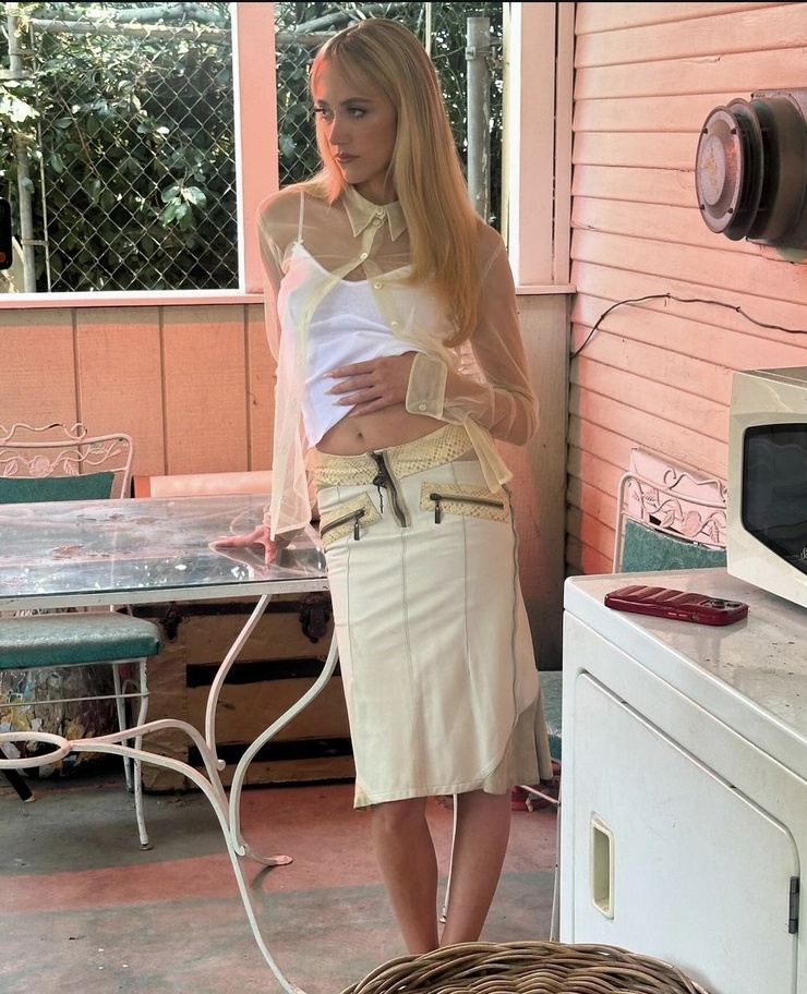 Maika Monroe Maika Monroe