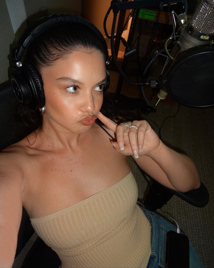 Sabrina Claudio