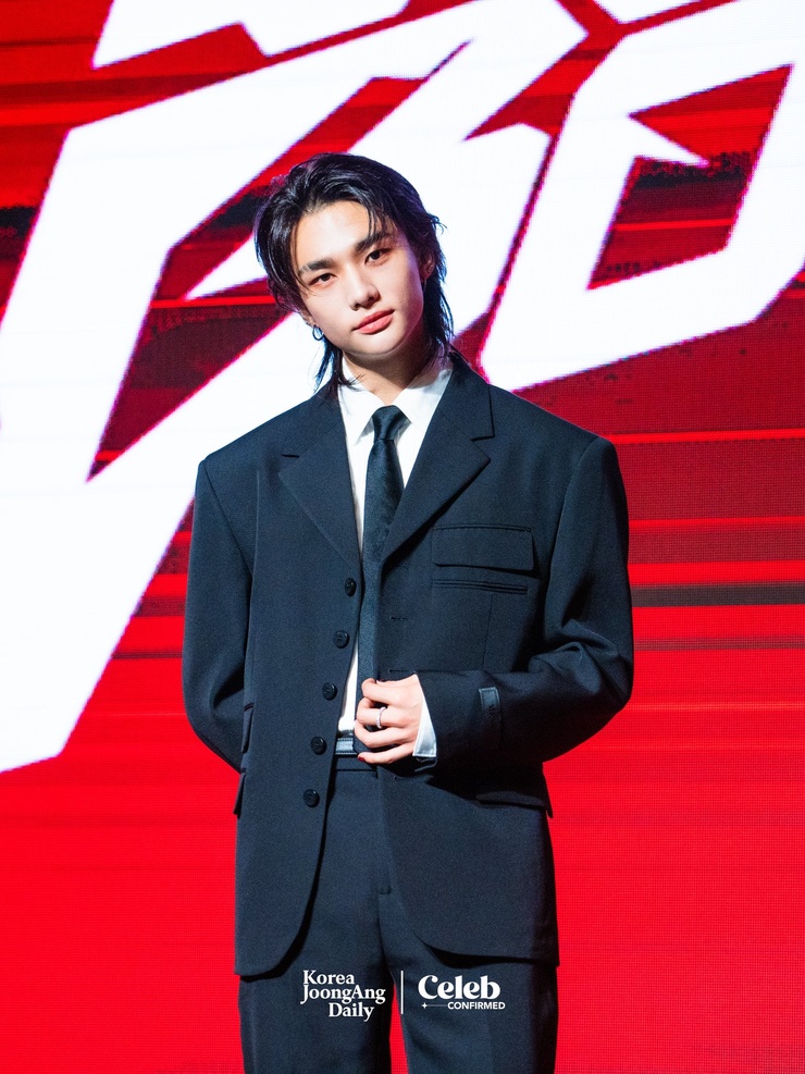 Hyun-Jin Hwang