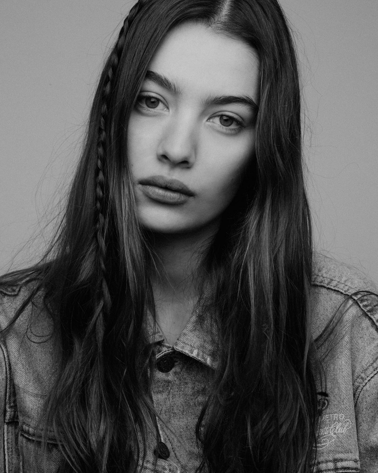 Claudia Vega model