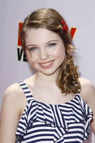Sammi Hanratty Sammi Hanratty