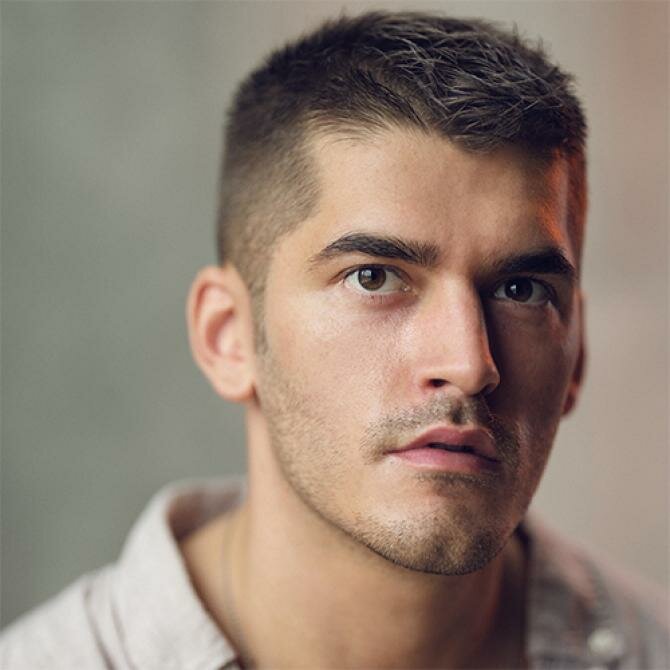 Ellis Eyres