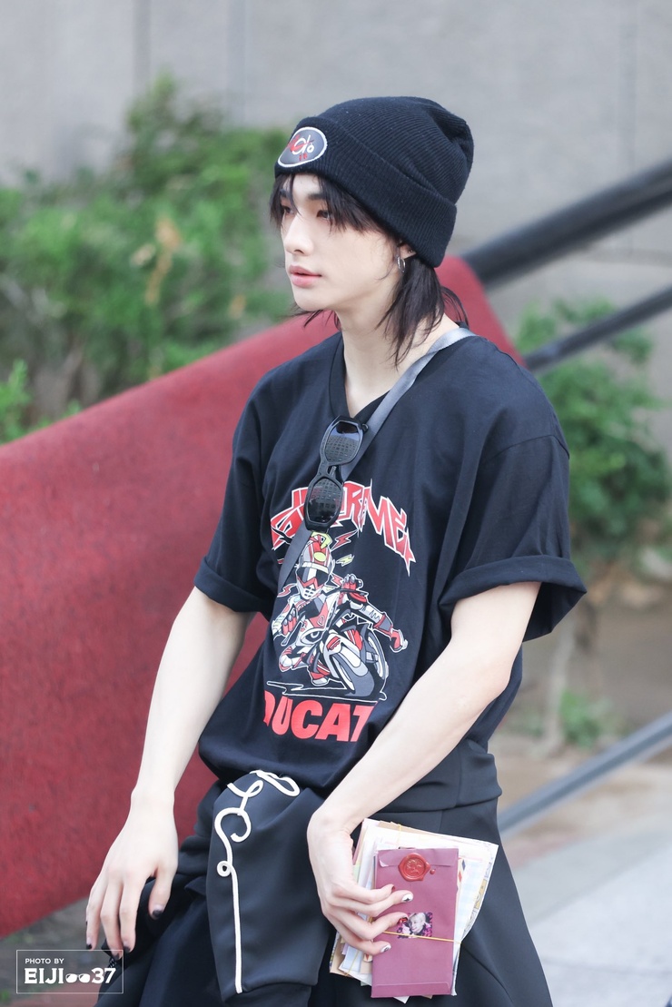 Hyun-Jin Hwang