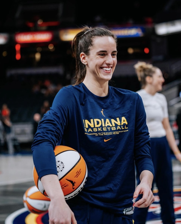 Caitlin Clark (ii)