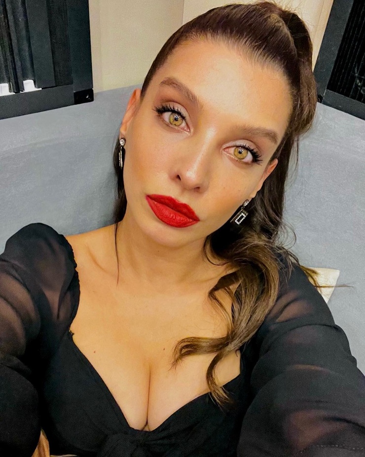Bihter Delüv