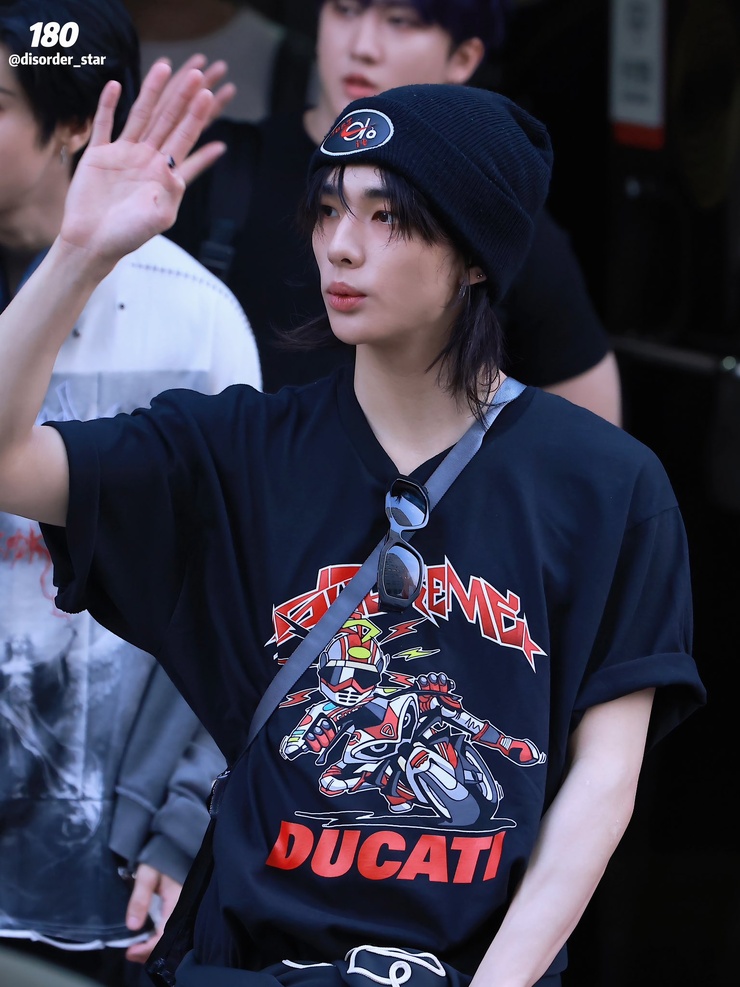 Hyun-Jin Hwang