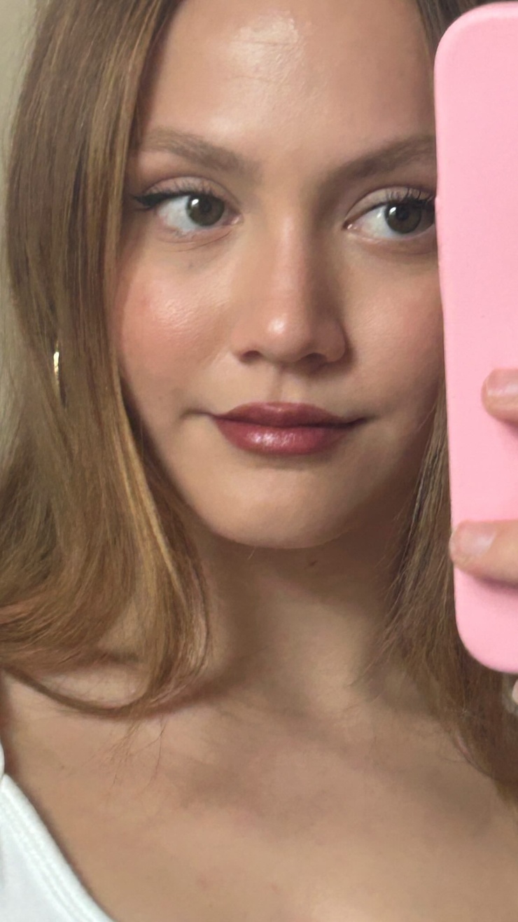 Iris Apatow