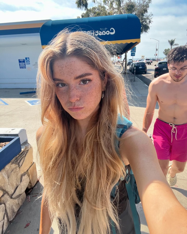 Picture of Hannah Stein