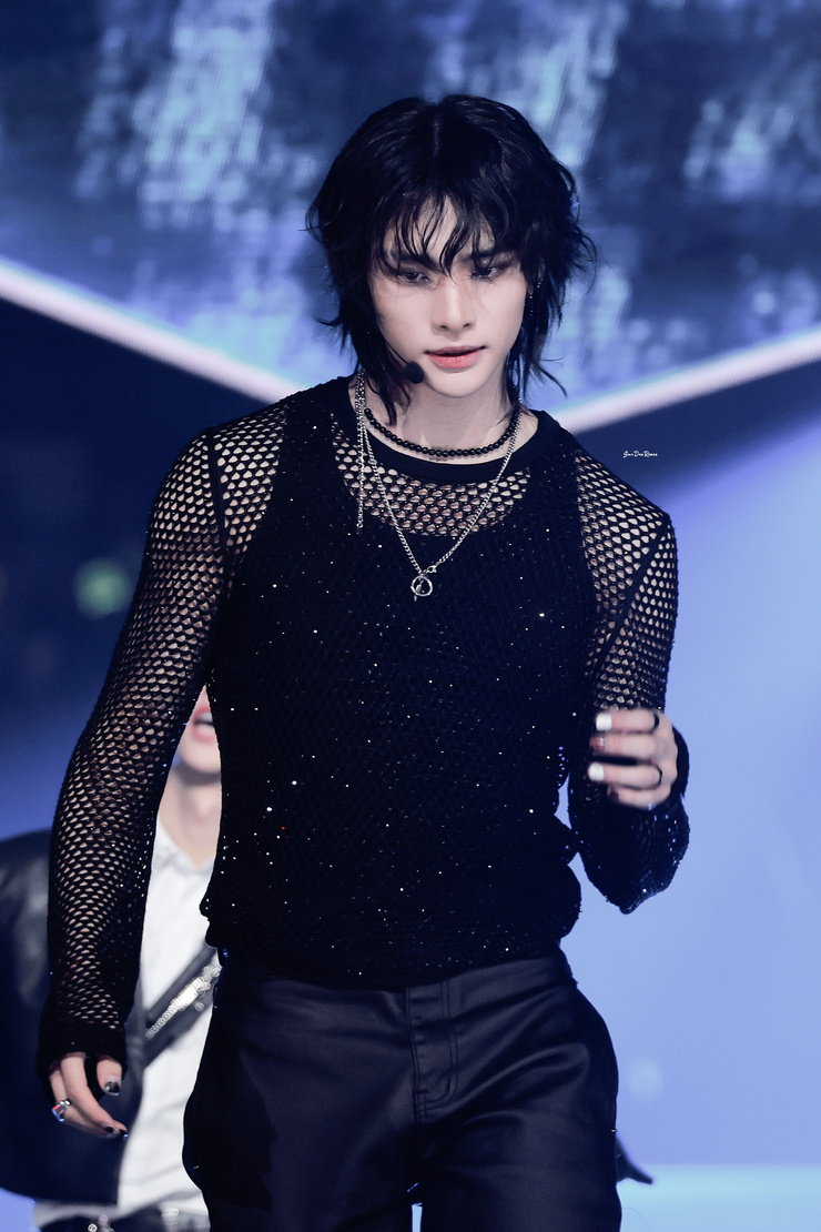 Hyun-Jin Hwang