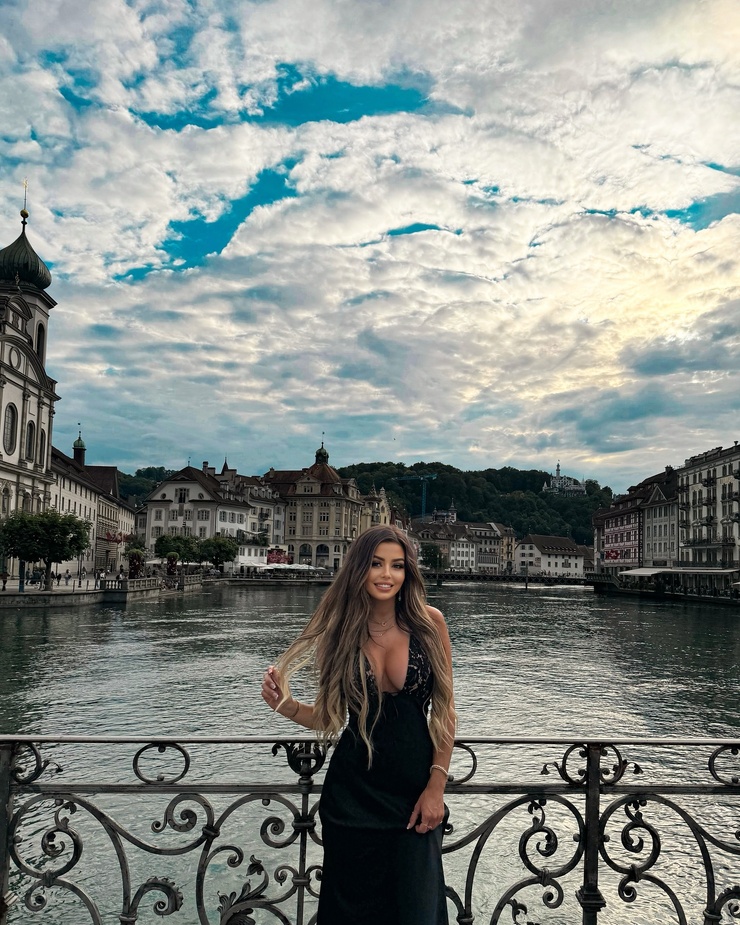 Juli Annee