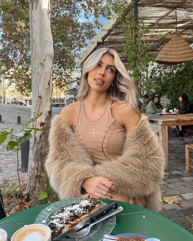 María Mingueza