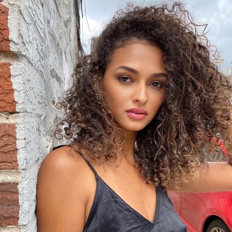 Angelica Alves Angelica Alves
