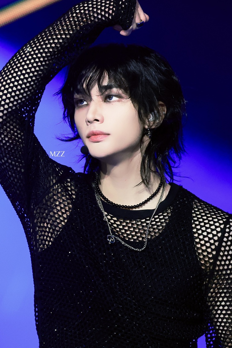 Hyun-Jin Hwang