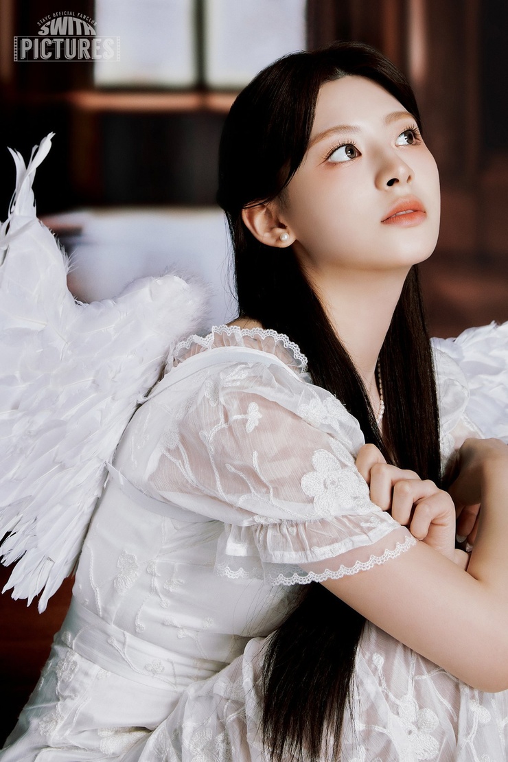 Yoon Seeun Yoon Seeun