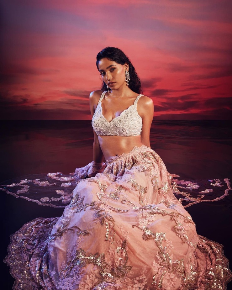 Isha Dhillon