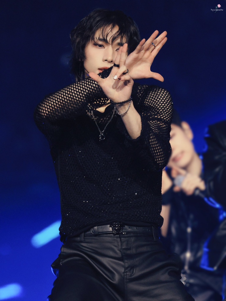 Hyun-Jin Hwang