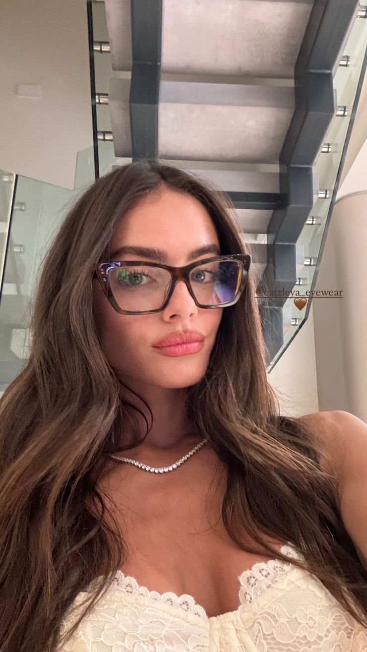 Yael Shelbia Yael Shelbia