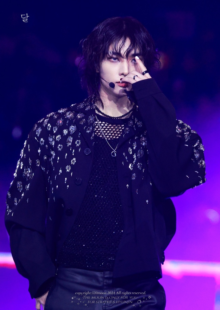 Hyun-Jin Hwang
