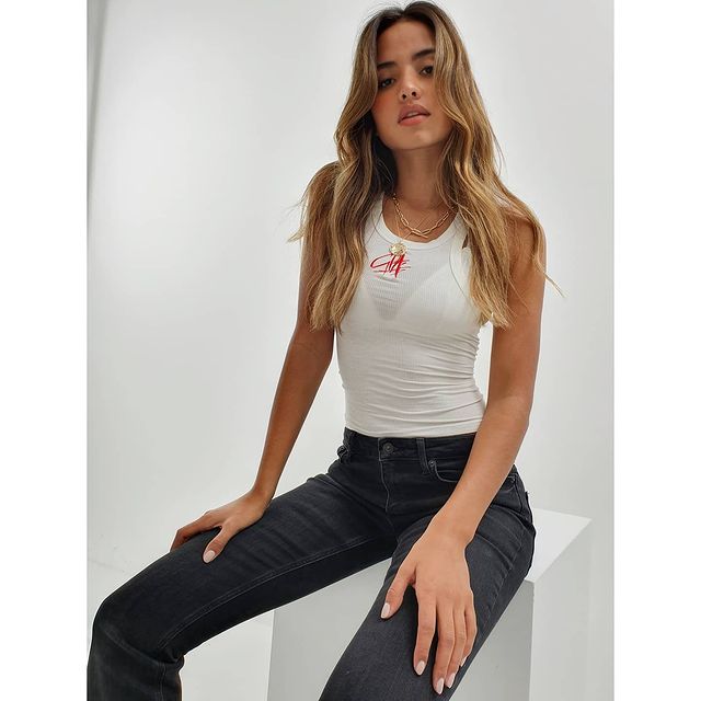 Selena Alvez
