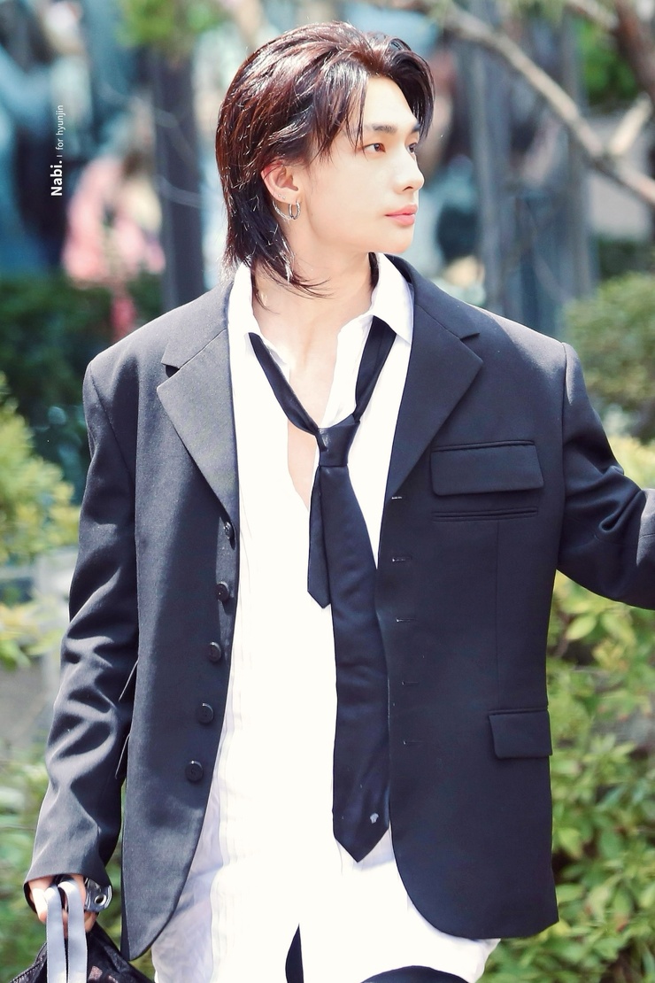 Hyun-Jin Hwang