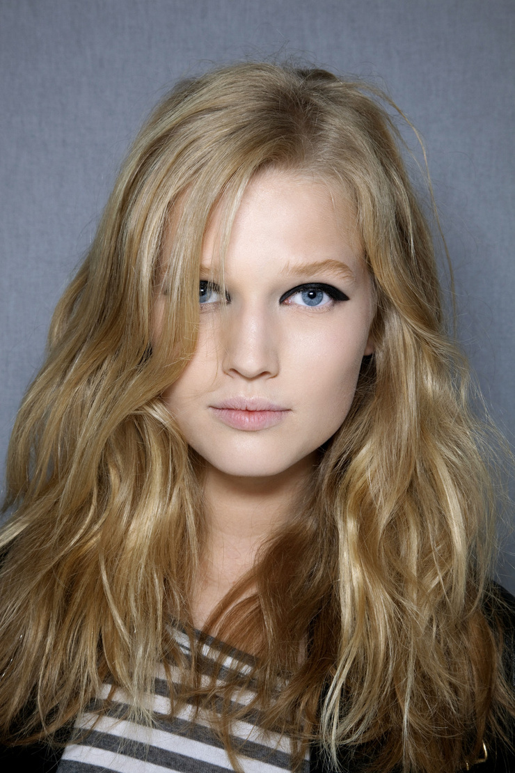 Toni Garrn