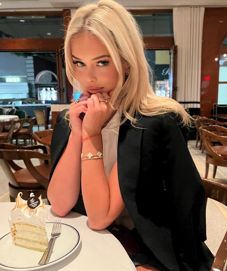 Carolina Marie