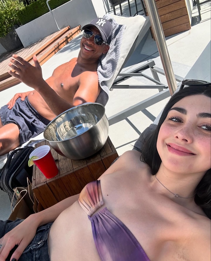 Alexa Mansour Alexa Mansour