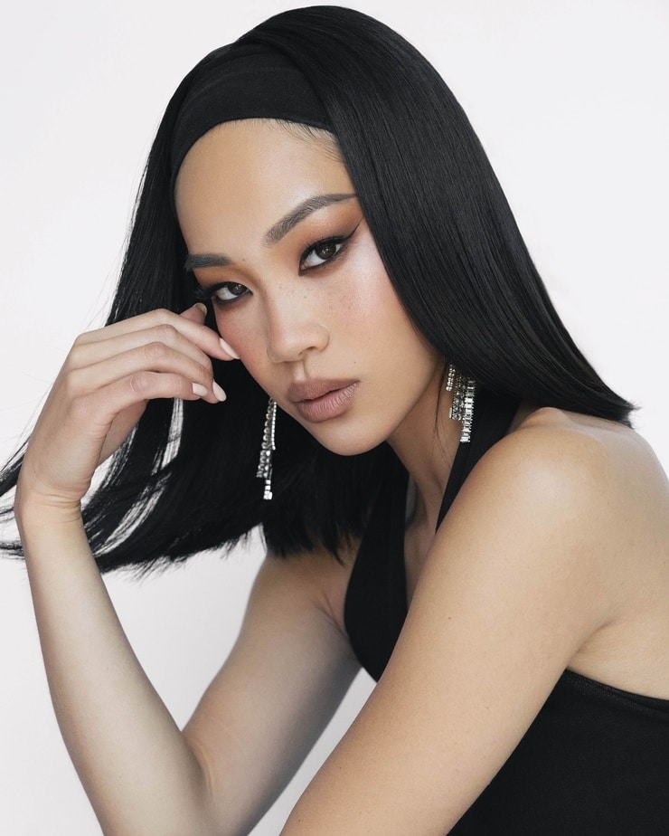 CHLOE YU
