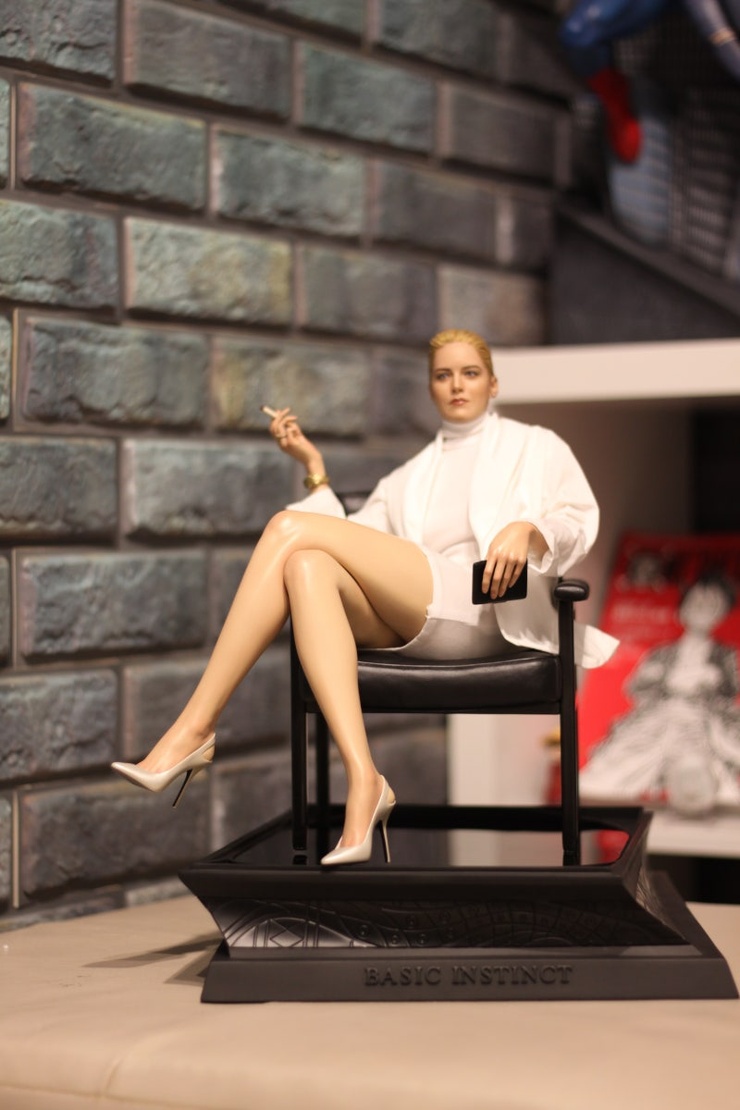Blitzway Basic Instinct Sharon Stone Statue Collectible