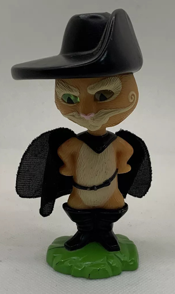 Burger King Puss in Boots Bobblehead From Shrek 2