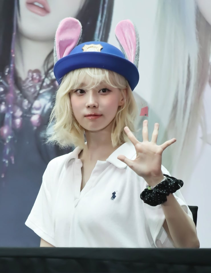 Min-Jeong Kim