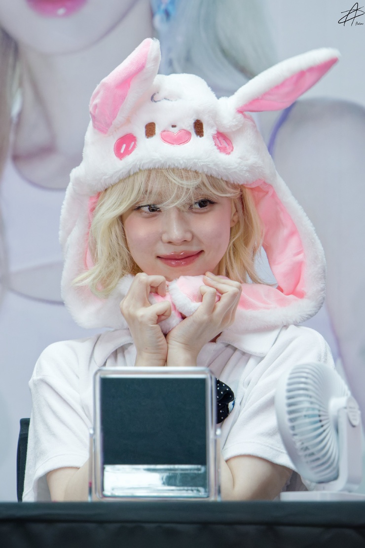 Min-Jeong Kim