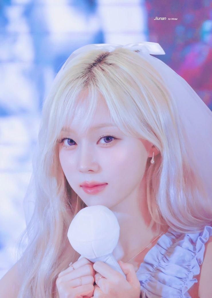 Min-Jeong Kim