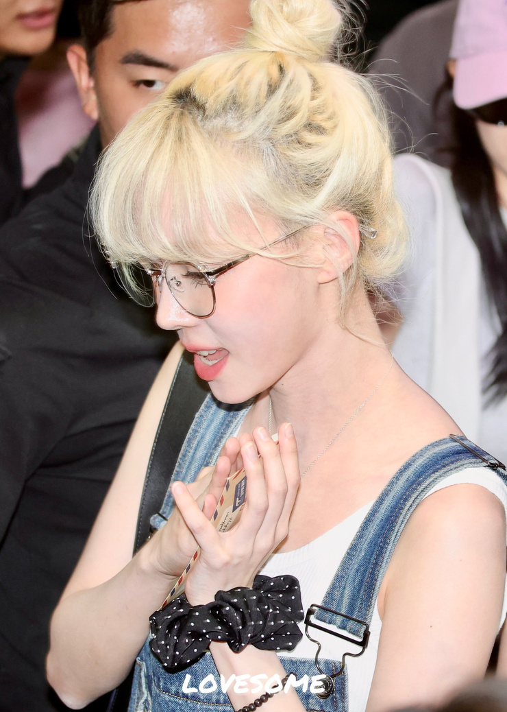 Min-Jeong Kim