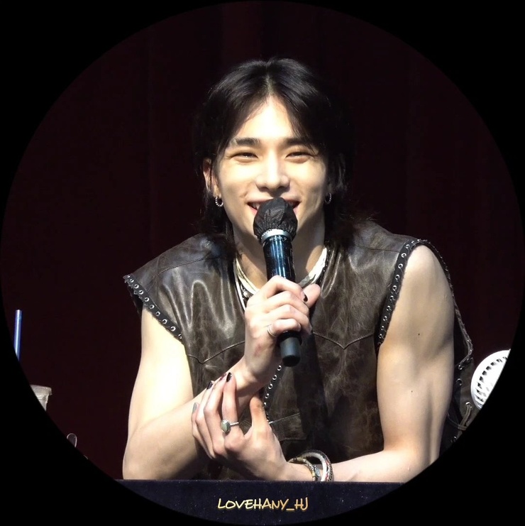Hyun-Jin Hwang