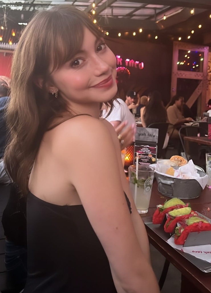 Lauren Lindsey Donzis Lauren Lindsey Donzis