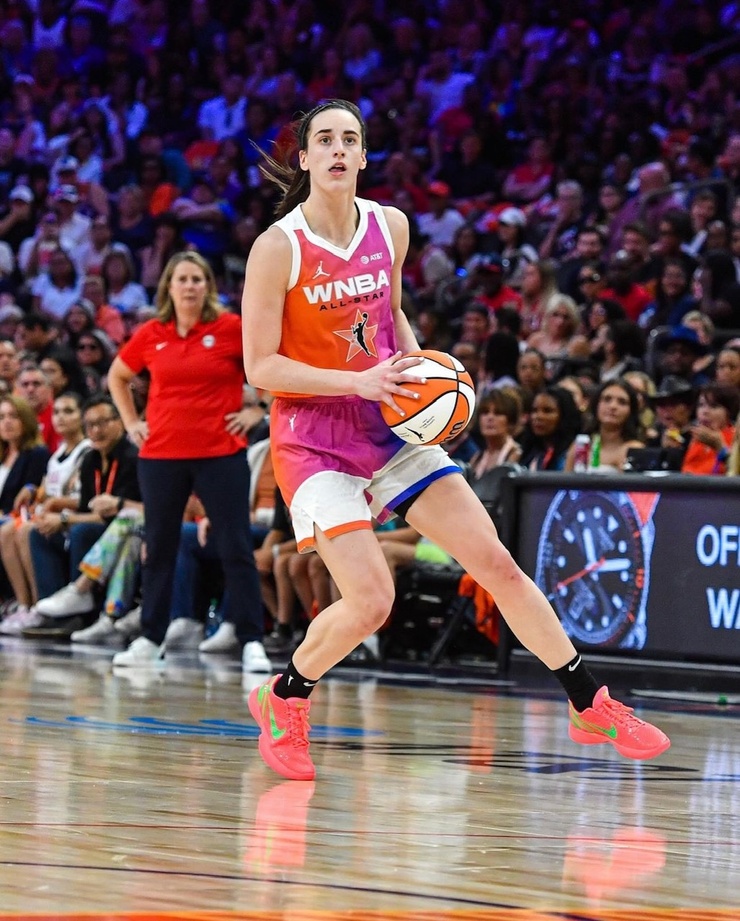 Caitlin Clark (ii)