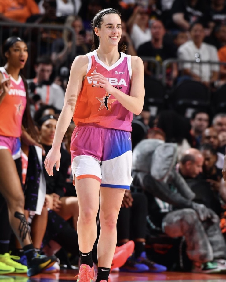 Caitlin Clark (ii)
