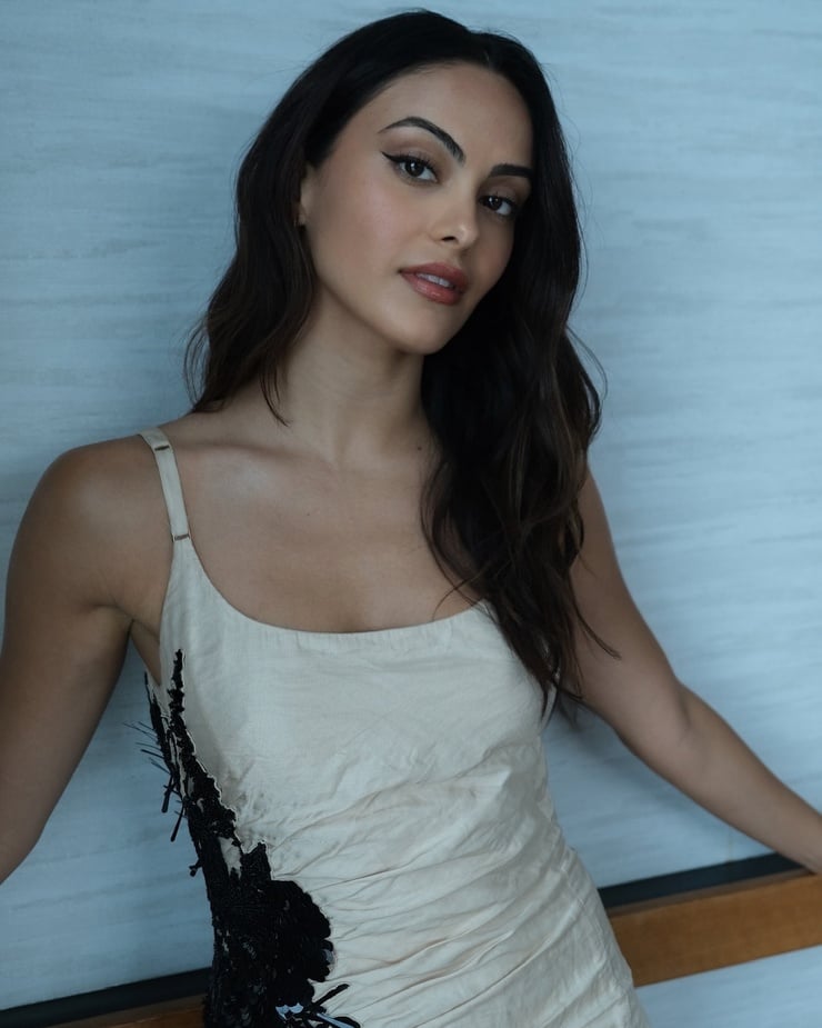 Camila Mendes