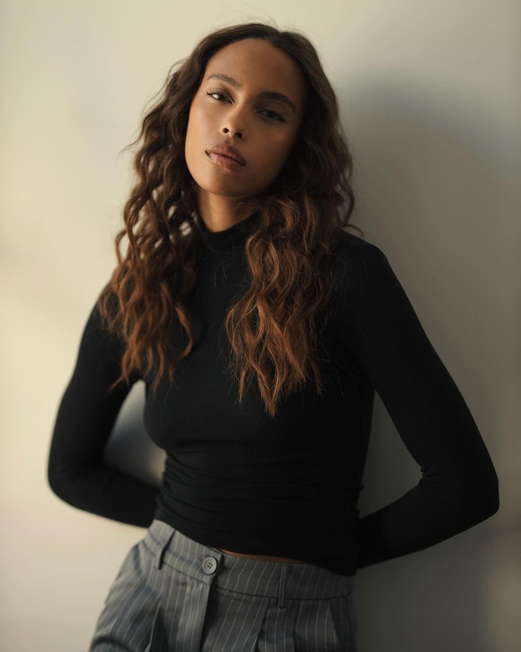 Natalie Brown model