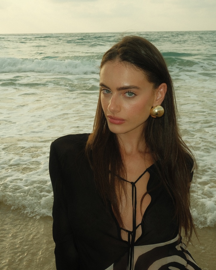 Yael Shelbia Yael Shelbia