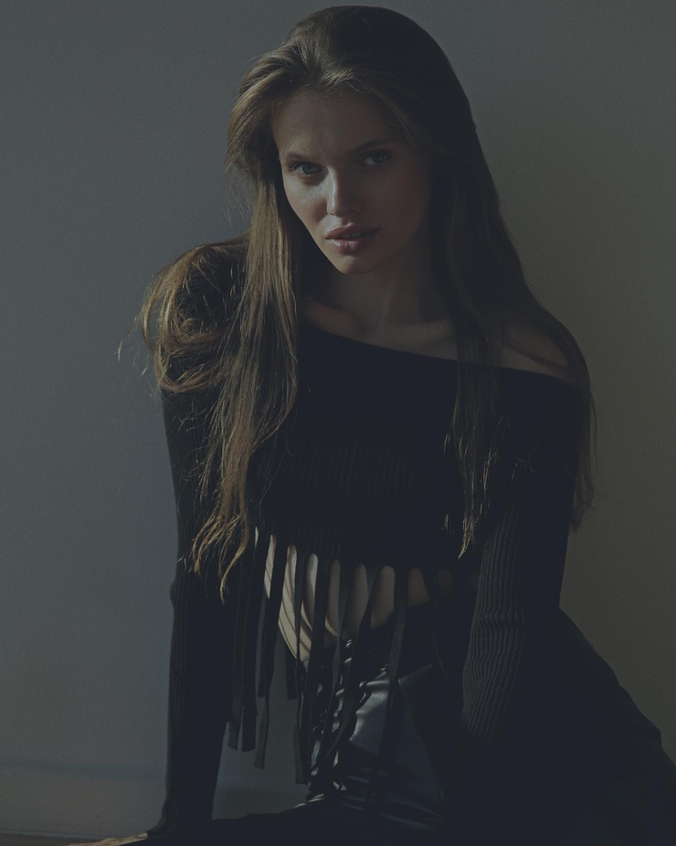 KSENIA OMELCHENKO