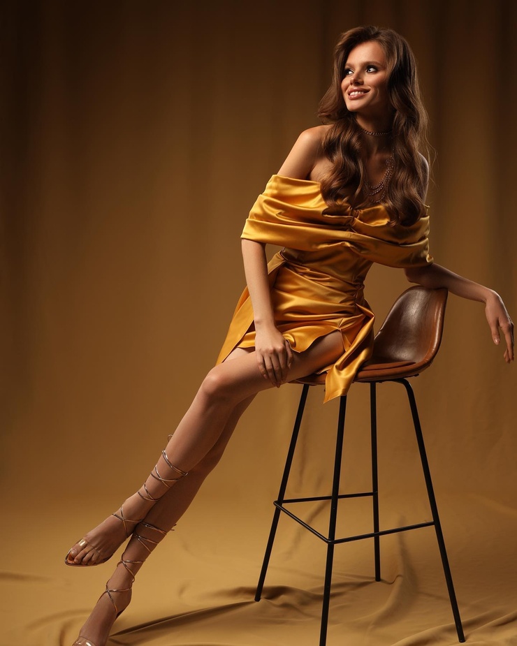 KSENIA OMELCHENKO