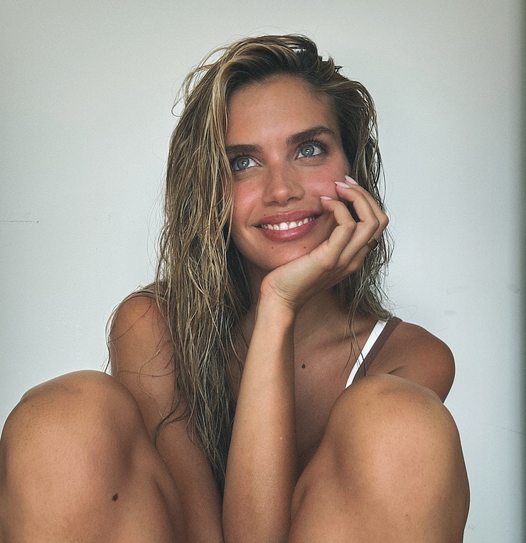 Sara Sampaio Sara Sampaio