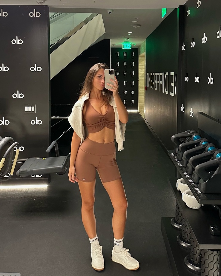 Stephanie Rayner