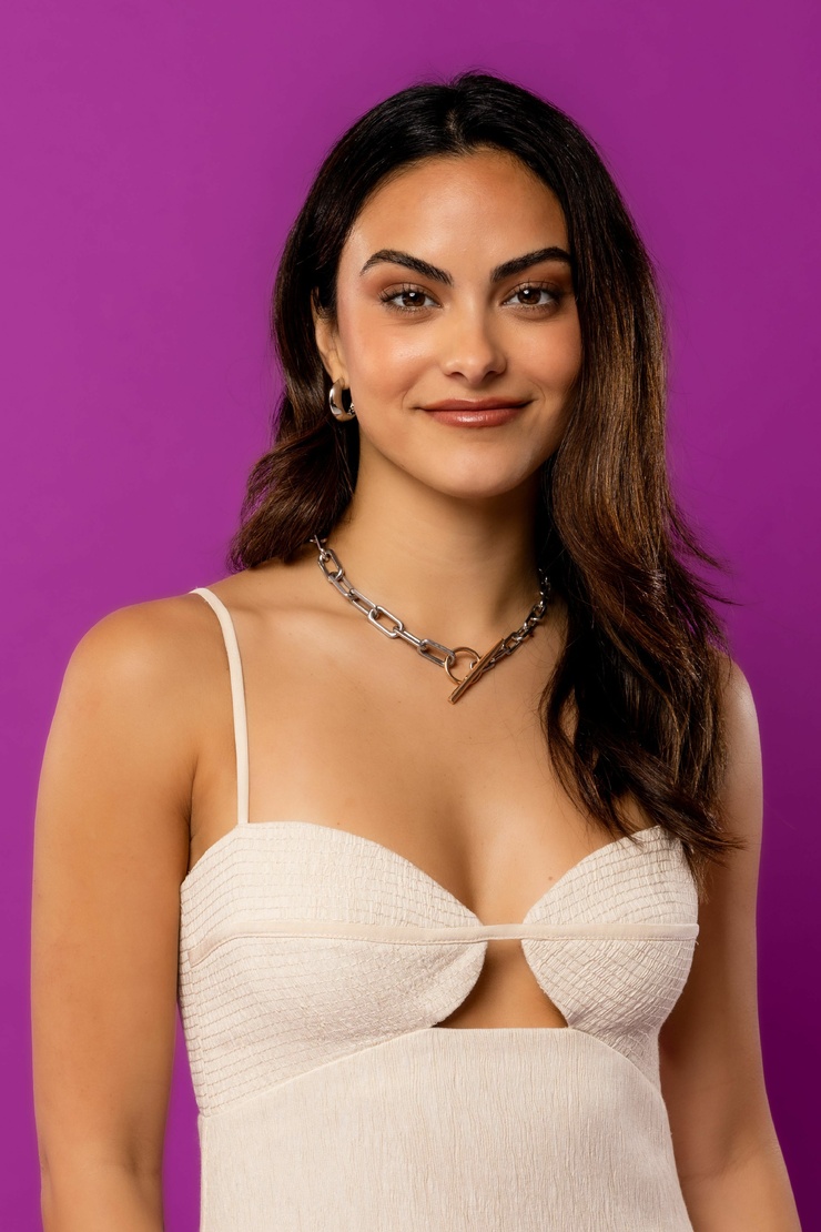 Camila Mendes