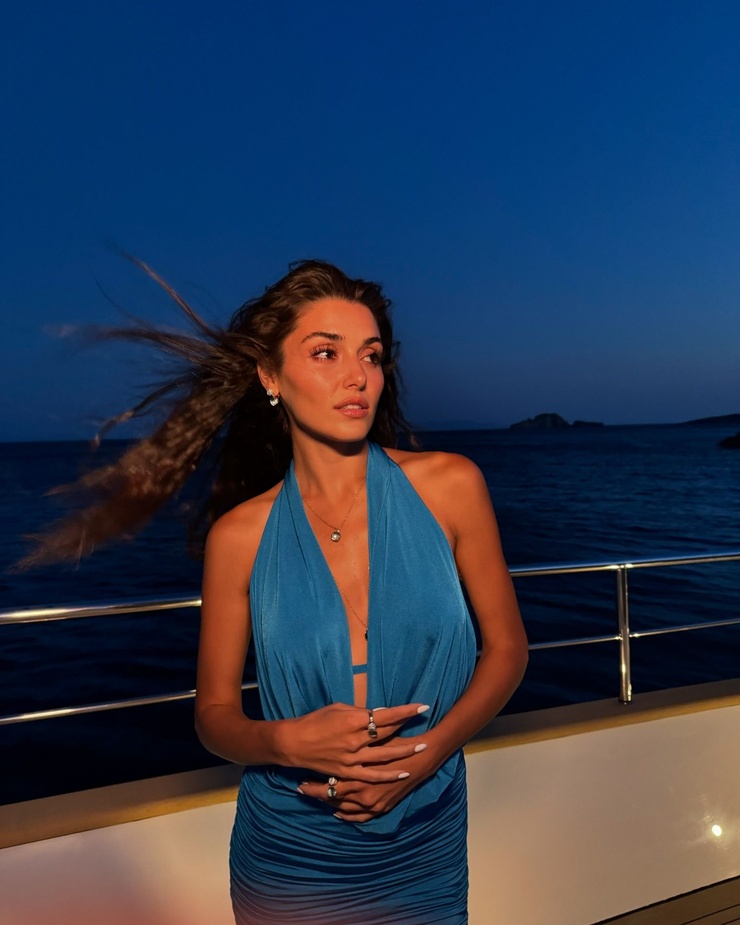 Hande Erçel Hande Erçel
