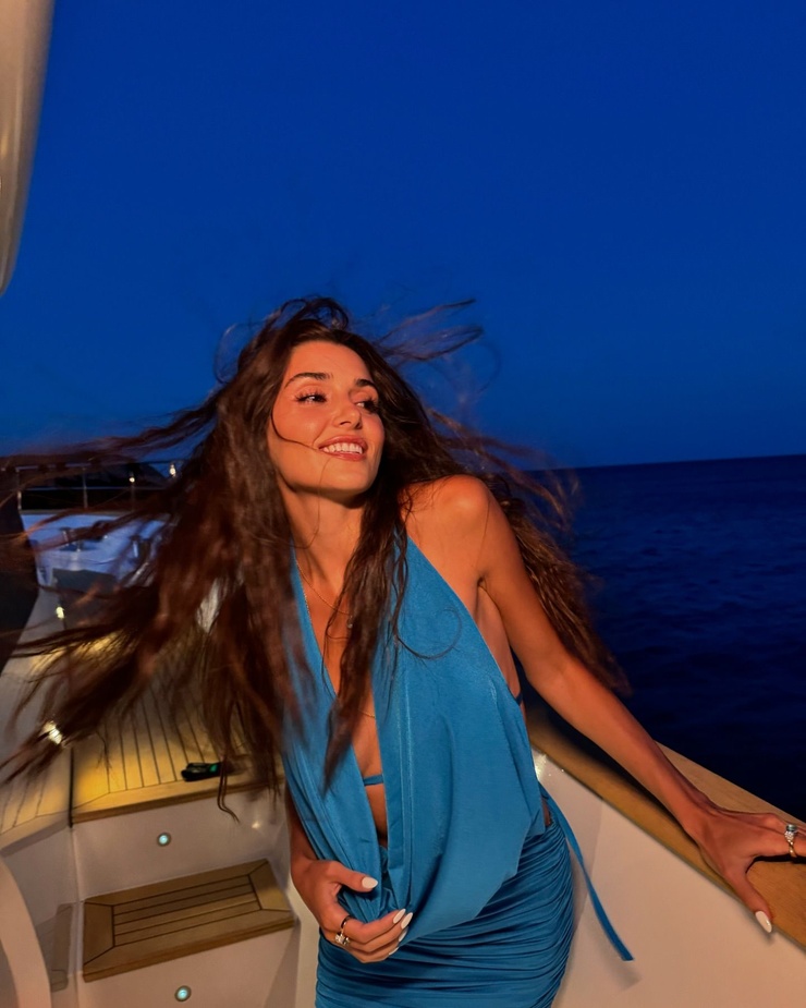 Hande Erçel