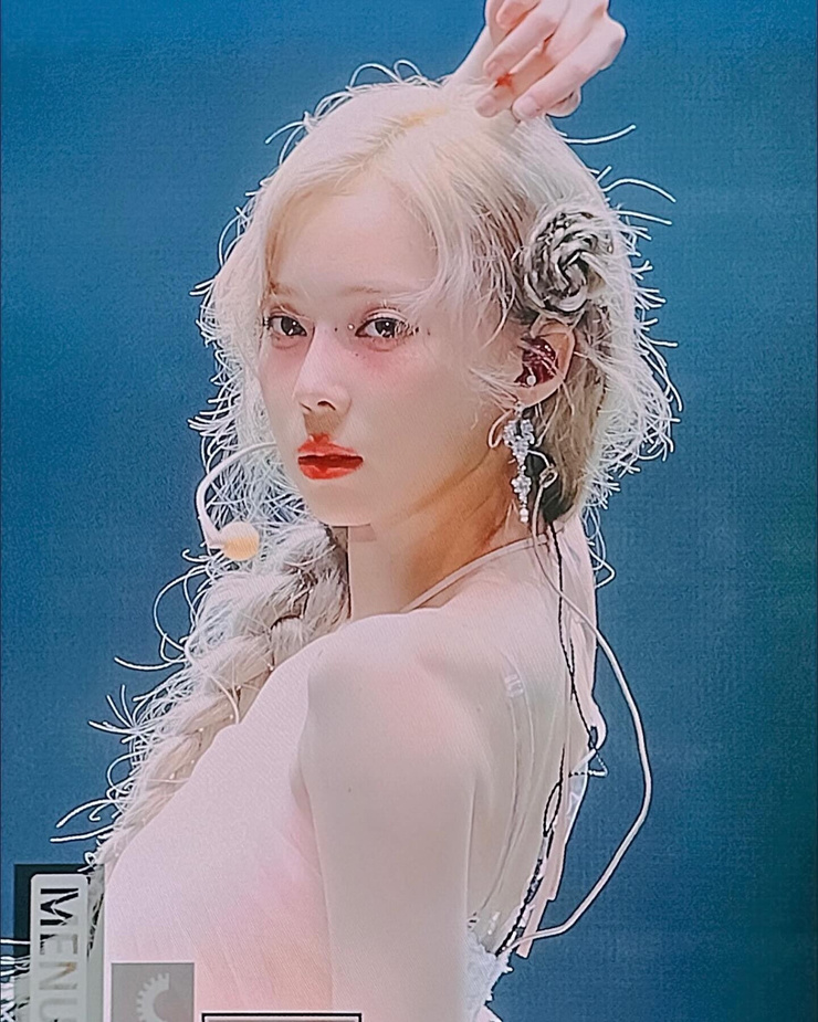 Min-Jeong Kim